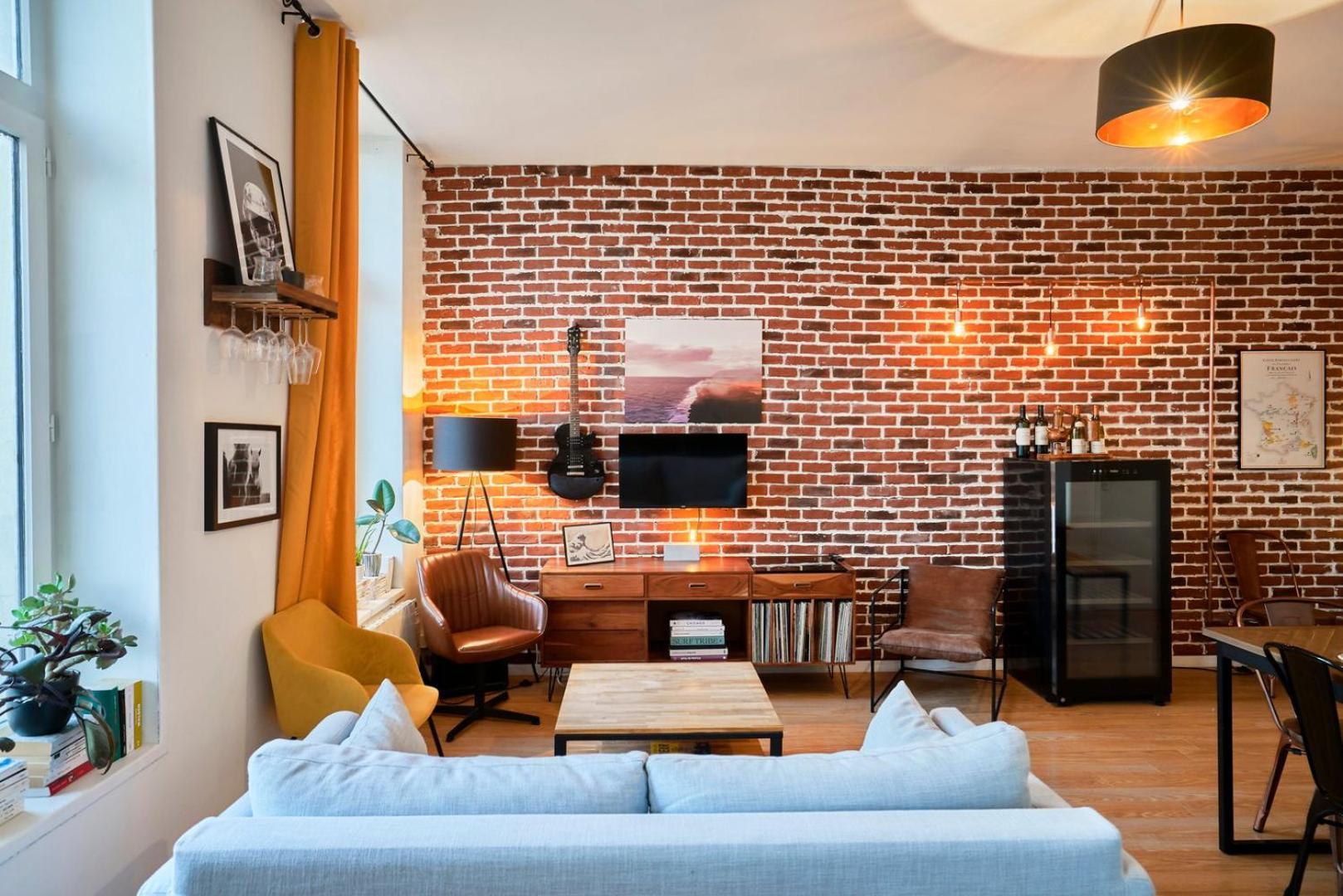 1 Bedroom Apartment Near Metro, Shops & Schools Lille Exterior foto