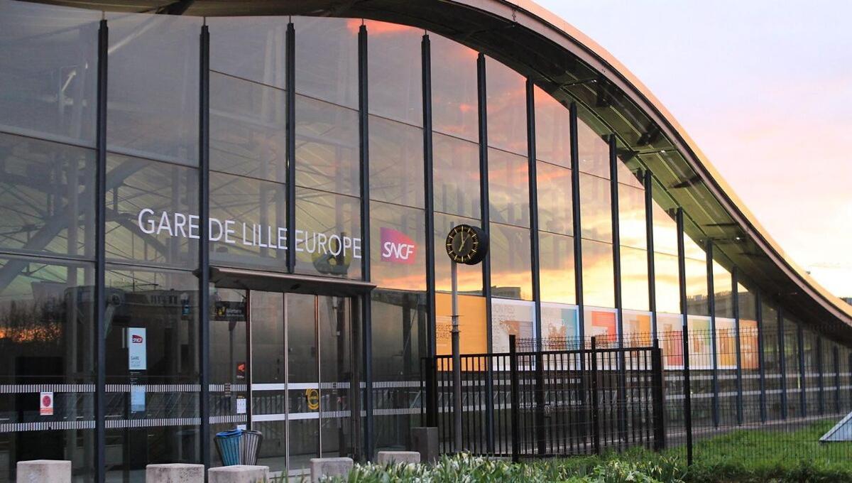 1 Bedroom Apartment Near Metro, Shops & Schools Lille Exterior foto